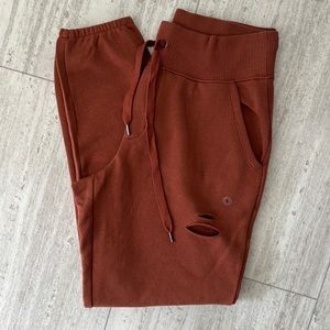 NWT- Women’s Aerie Distressed Joggers. Size Small